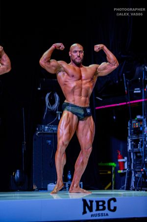CLASSIC PHYSIQUE НОВИЧКИ